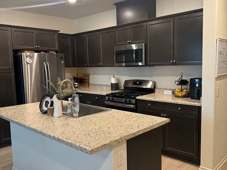 30395 Town Square Dr — Photo 1