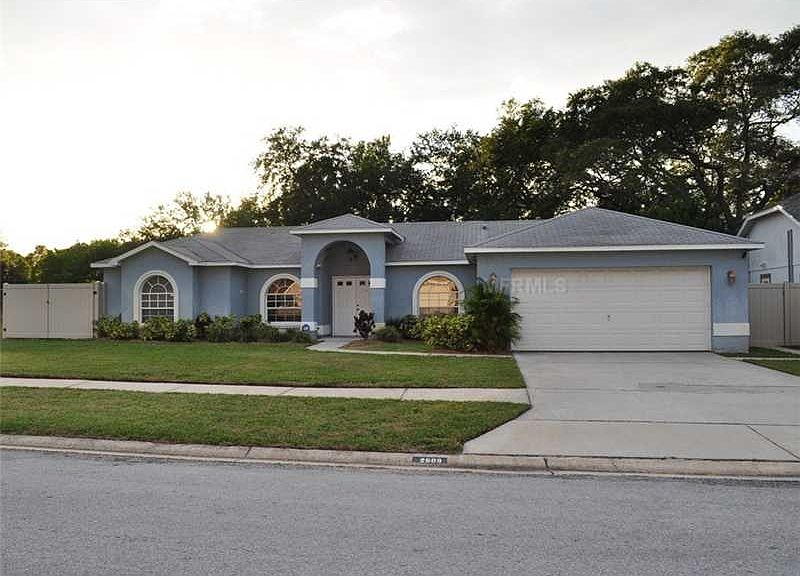 1st image of 2609 Bellhurst Dr
