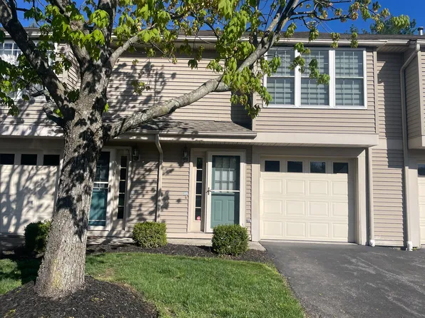 126 Elmcrest Dr, Fishkill, NY 12524