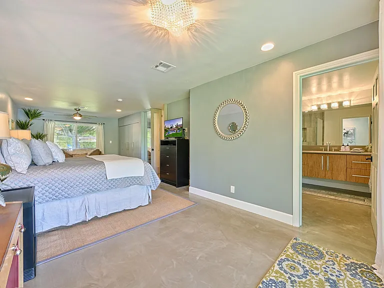72248 Desert Dr — Photo 25