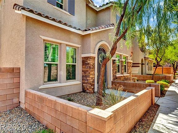 3rd image of 6942 Castle Mountain Ave