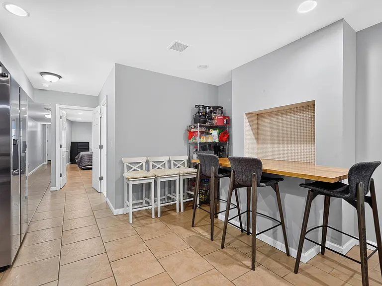 447 Mercer St #1 — Photo 19