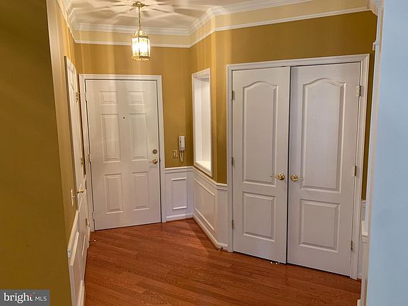 3rd image of 1003 Running Creek Way Unit 32