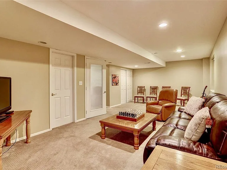 10281 Willowbridge Ct — Photo 38