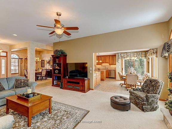 4th image of 13982 Churchill Dr