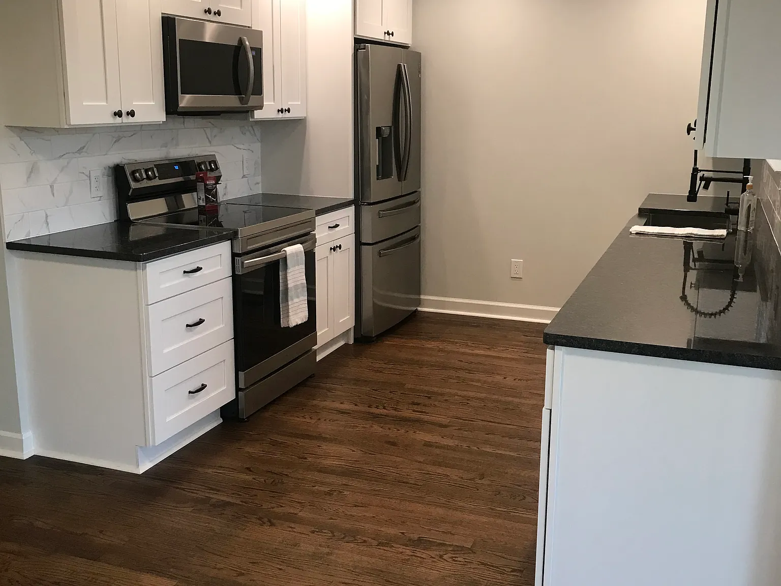 3 bed, 1500 sqft, $2,150 — Photo 3