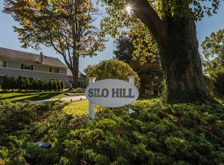 70 Silo Cir UNIT 70, Riverside, CT 06878