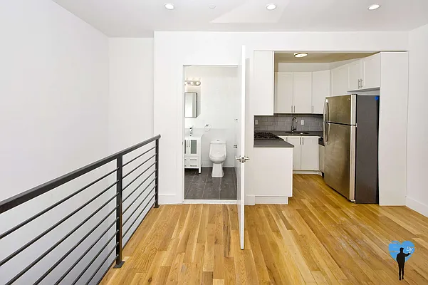 Rented by Next Door Realty NYC | media 24