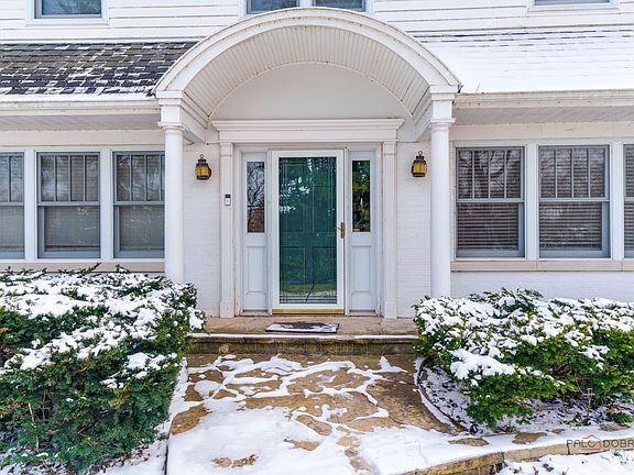 3rd image of 405 Voltz Rd