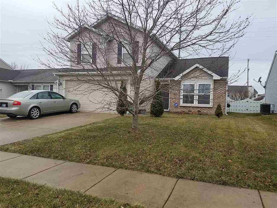 1st image of 300 Blakely Dr