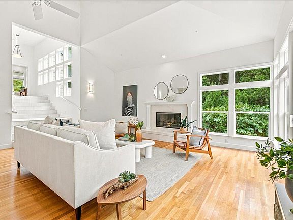 3rd image of 61 Terrace Avenue