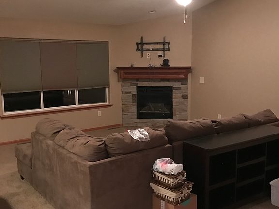 3rd image of 4825 Algonquin Dr #3