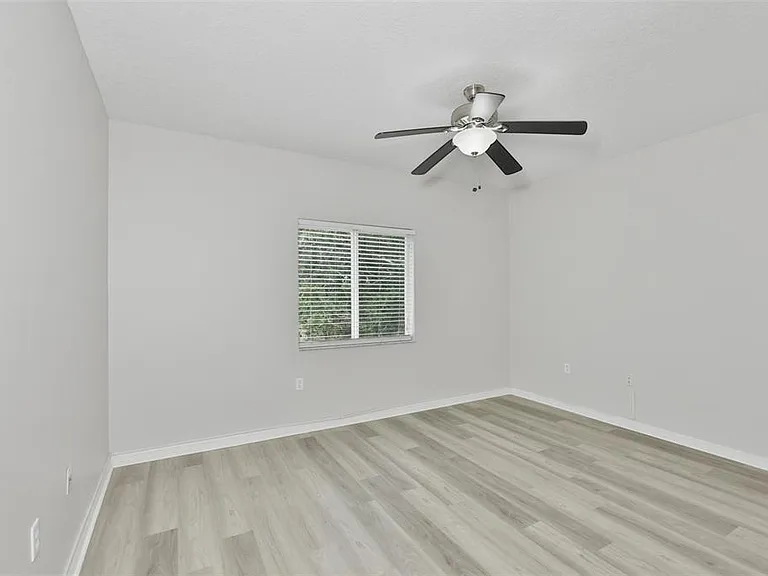 6437 Cypressdale Dr #201 — Photo 8