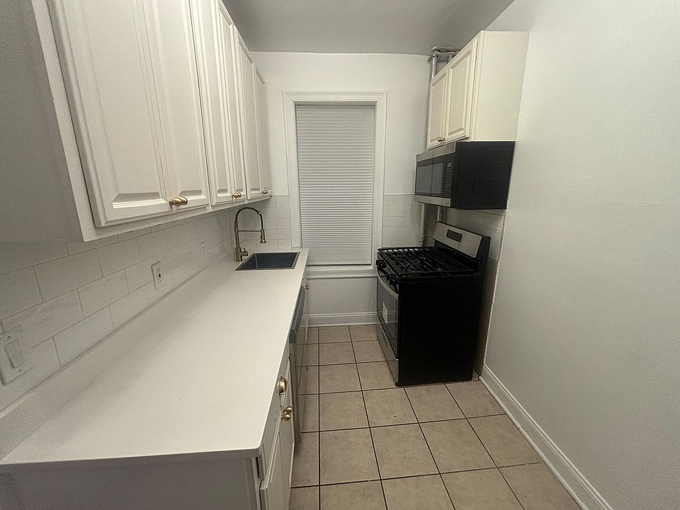1st image of 562 Bergen Ave #46E