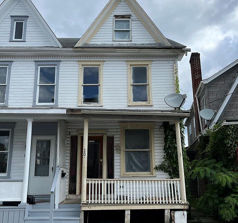 1st image of 203 N Grand St