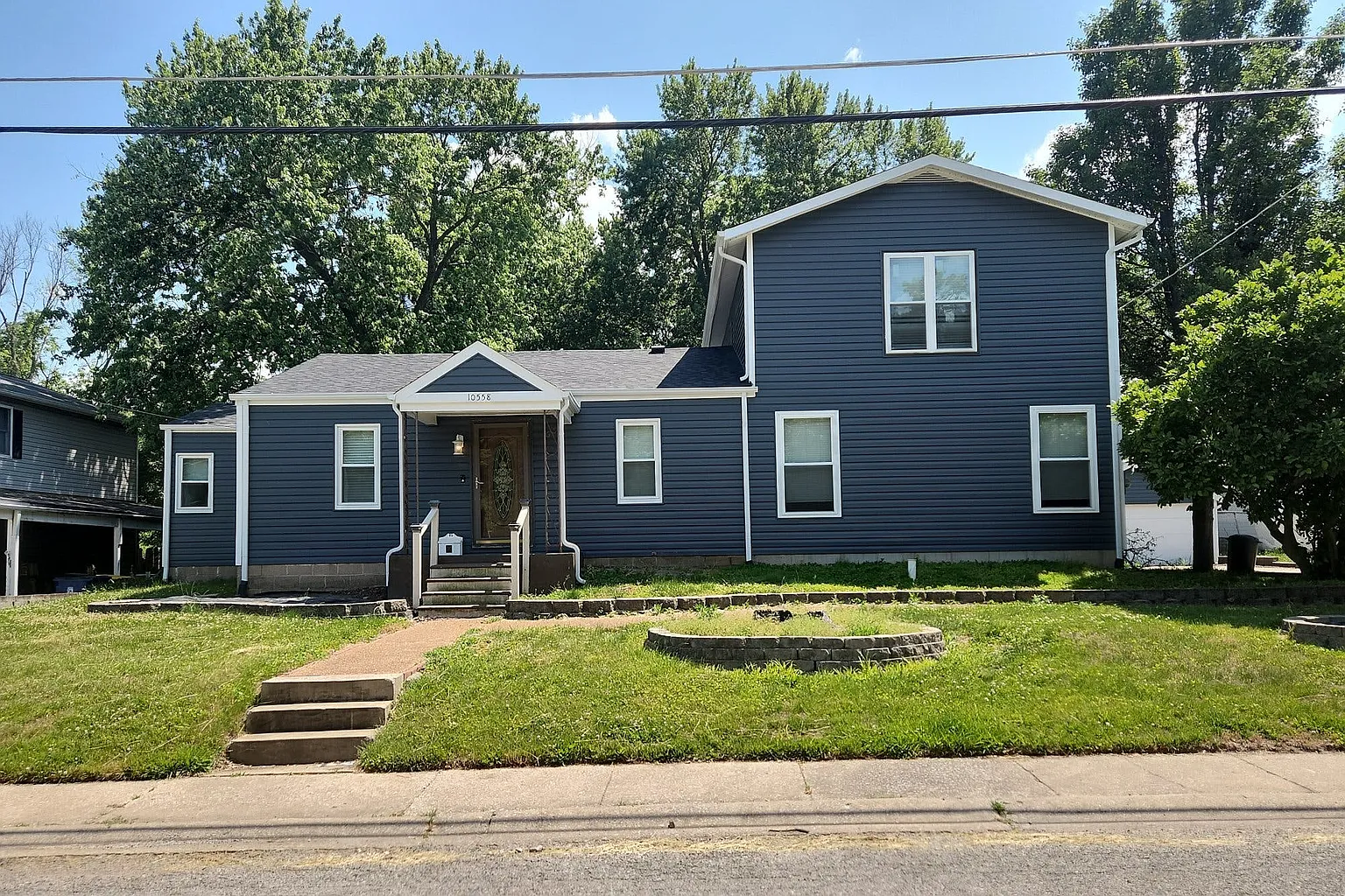 10558 Litz Ave photo 1