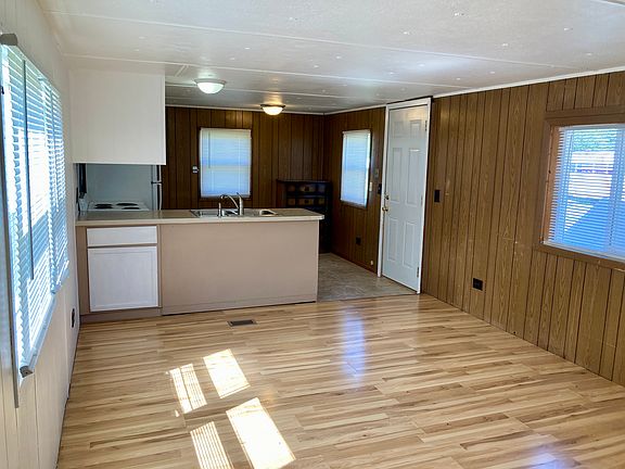 open floor plan with living room looking into kitchen