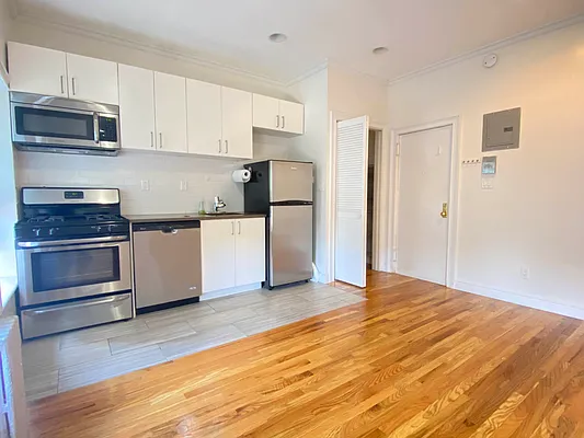 Rented by Bedford 6 Real Estate | media 5