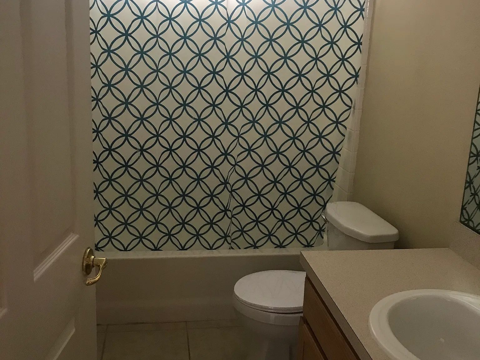 3 bed, 1258 sqft, $1,700 — Photo 2