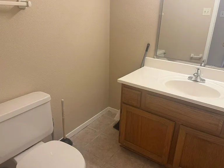 7589 Cambridge St #A — Photo 8