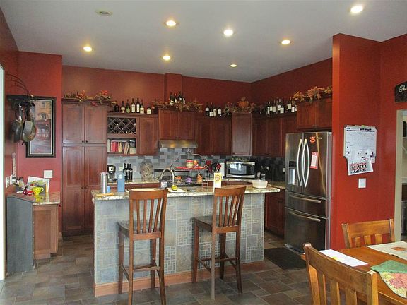 5th image of 4311 Country Club Ln