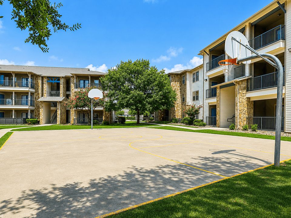 Building Photo 5