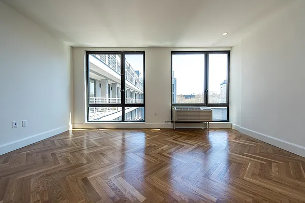 Rented by Nooklyn NYC LLC | media 122