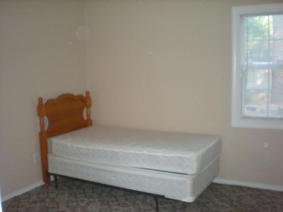 3rd image of 42 Francis Ave