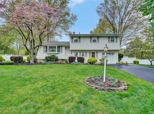 43 Capral Ln, New City, NY