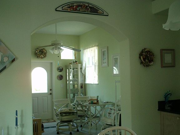 Breakfast Nook (Added)