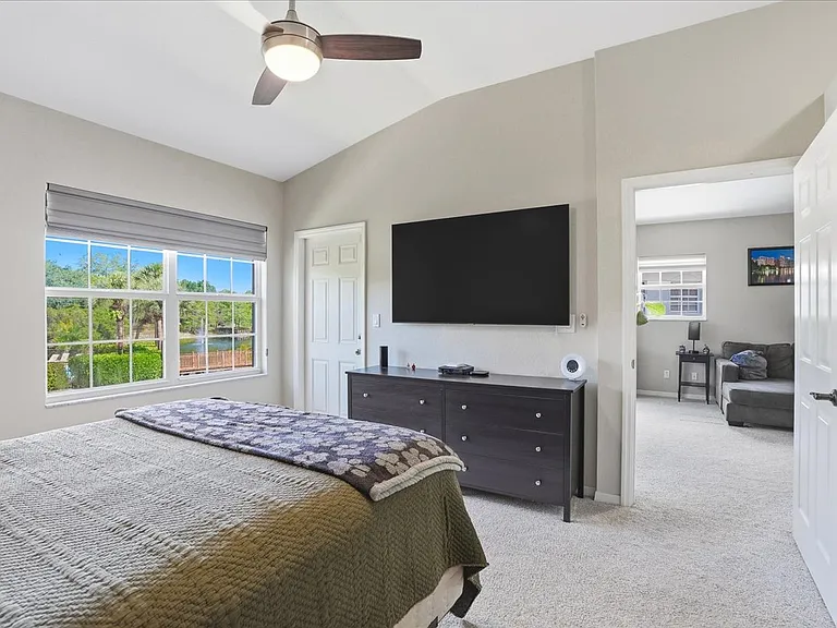 6829 Satinleaf Rd S #204 — Photo 33