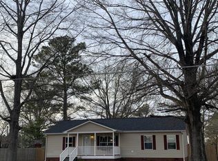 208 Mansfield Dr, Broadway, NC 27505