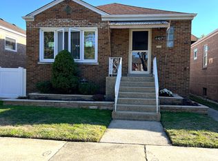 6407 41st St #1, Berwyn, IL 60402