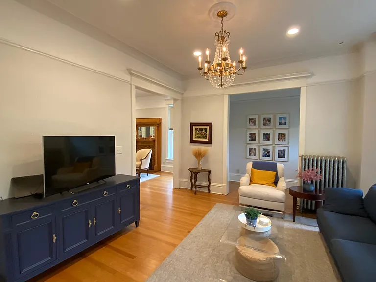 1059 W Oakdale Ave #3 — Photo 6