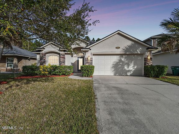 4th image of 272 N ABERDEENSHIRE Drive