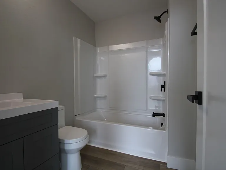 113 E Main St #1 — Photo 7