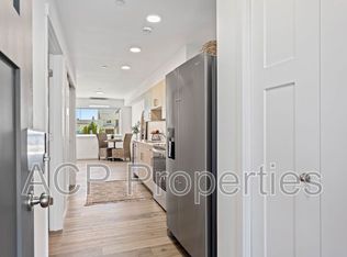 665 E Badger Rd #202, Lynden, WA 98264