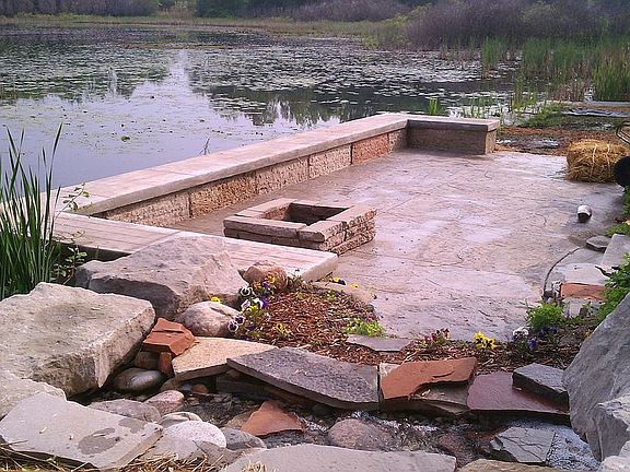 5th image of 455 Lakes Edge Dr