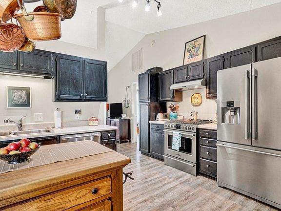 5th image of 5 Rutgers Way