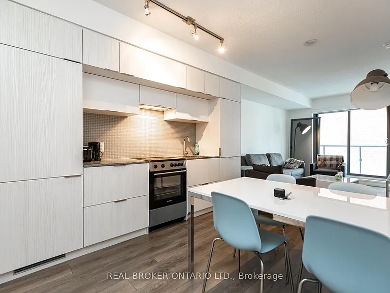 159 Dundas St E #606 — Photo 7