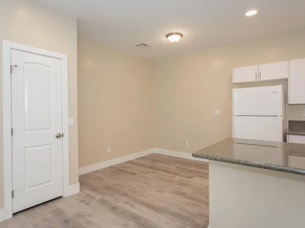 1741 S Dandelion St #4, Pahrump, NV 89048