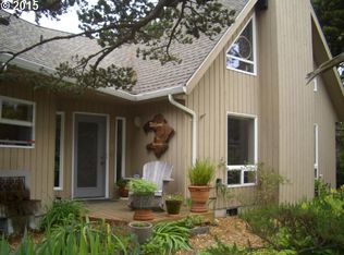 5215 Cavalier Ave, Depoe Bay, OR 97341