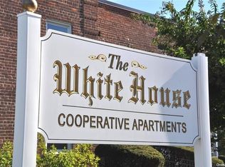 553 Central Ave APT 14B, Cedarhurst, NY 11516