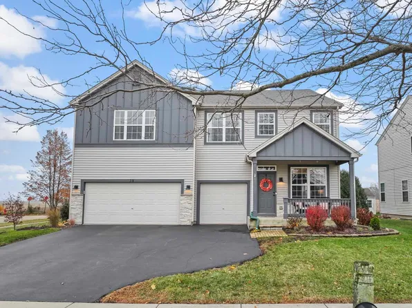 38 E Meadow Dr, Cortland, IL 60112