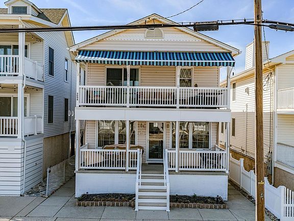 2nd image of 3006 West Ave #2
