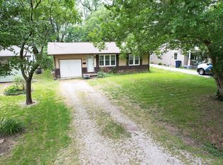 1810 W Scott St, Springfield, MO 65802