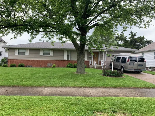 1715 W Howett St, Peoria, IL 61605