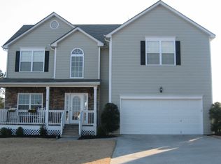 320 Sugarberry Ln, Suwanee, GA 30024