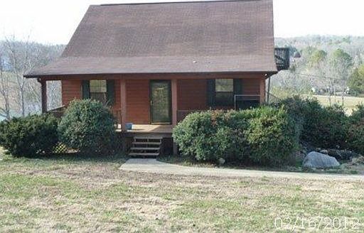 1st image of 114 Hillcrest River Dr