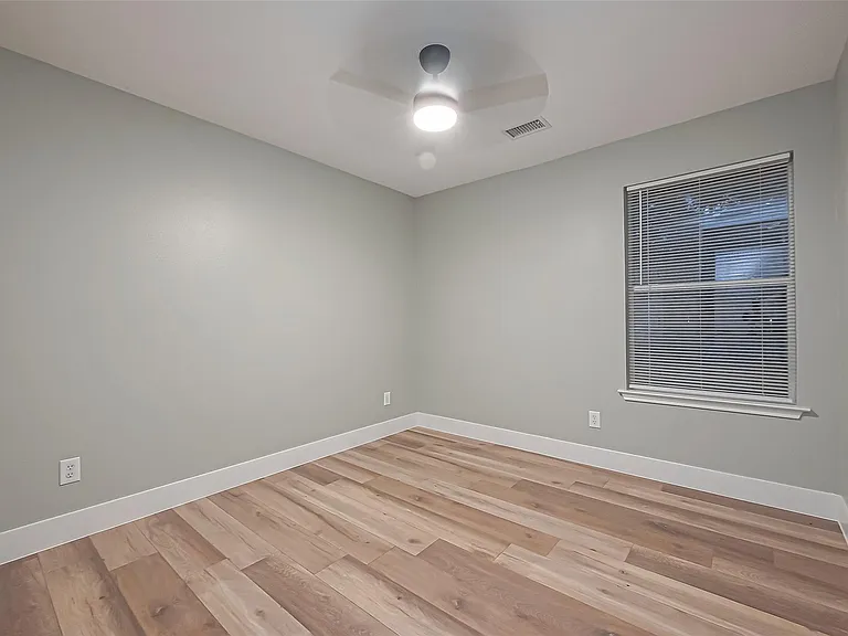 2 Garden Lodge Pl — Photo 24